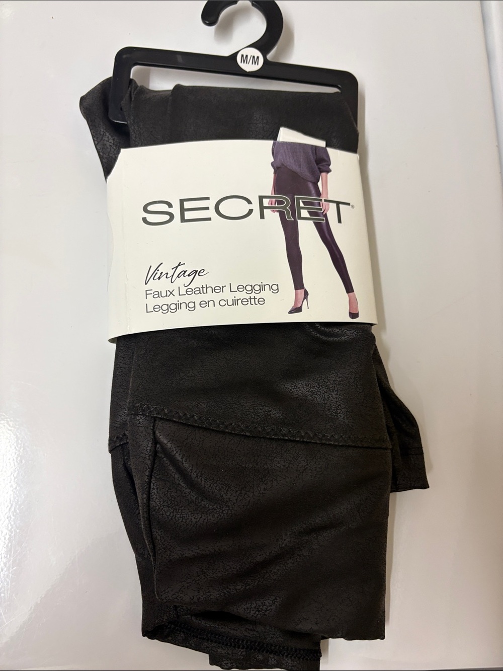 SECRET Vintage Faux Leather Leggings - Black brand new medium